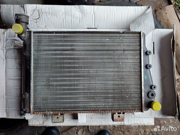 Радиатор охлаждения ваз 2106