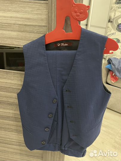 Костюм на мальчика 128