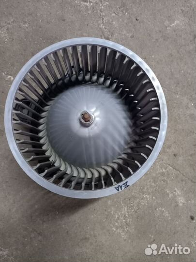 Моторчик печки Granta