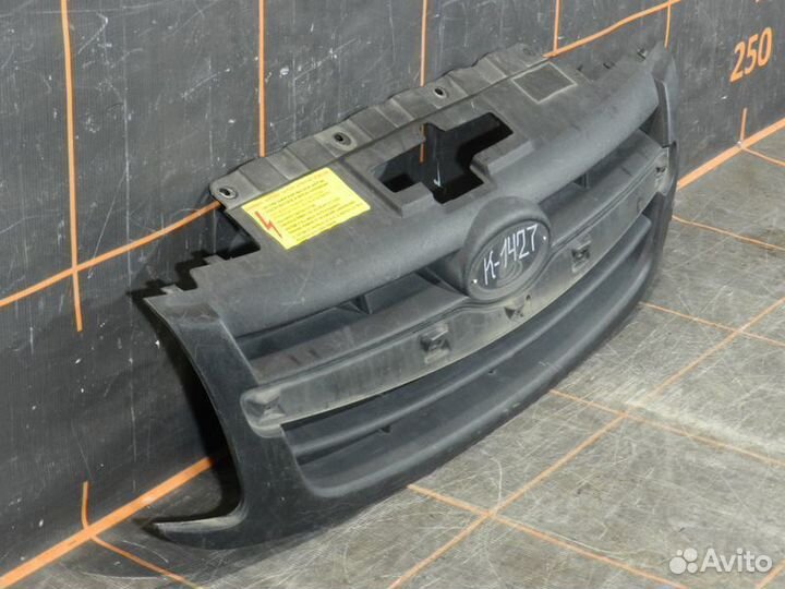 Решетка радиатора - LADA Granta