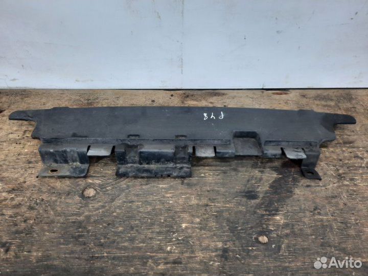 Панель передняя (телевизор) Nissan Qashqai