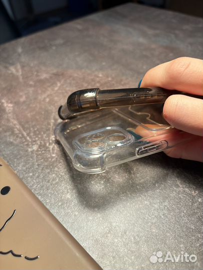 Чехол на iPhone 11