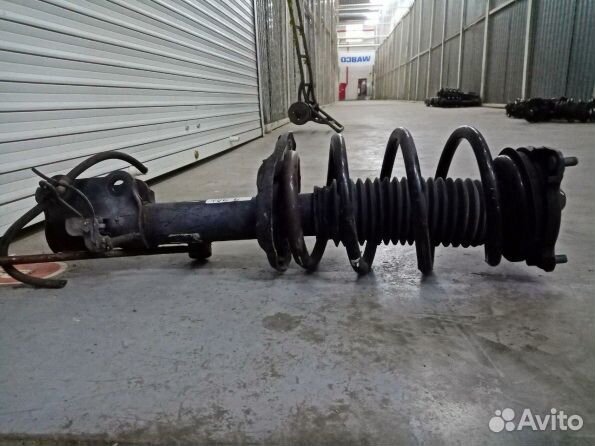 Амортизатор передний Hyundai Tucson 3