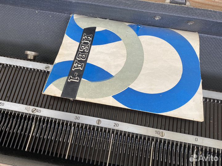 Машинка вязальная