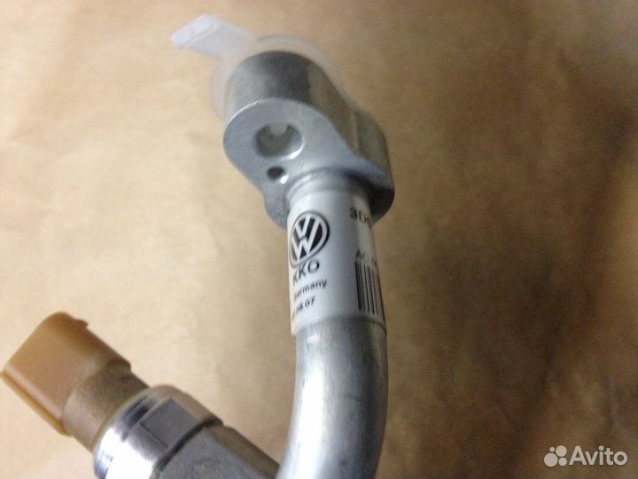 Трубка кондиционера Volkswagen Phaeton 3D0260701BD