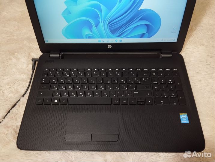 Ноутбук HP i3/8Gb/SSD 240GB/HDD 500