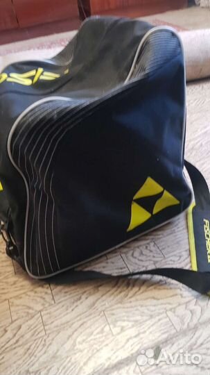 Горнолыжные ботинки