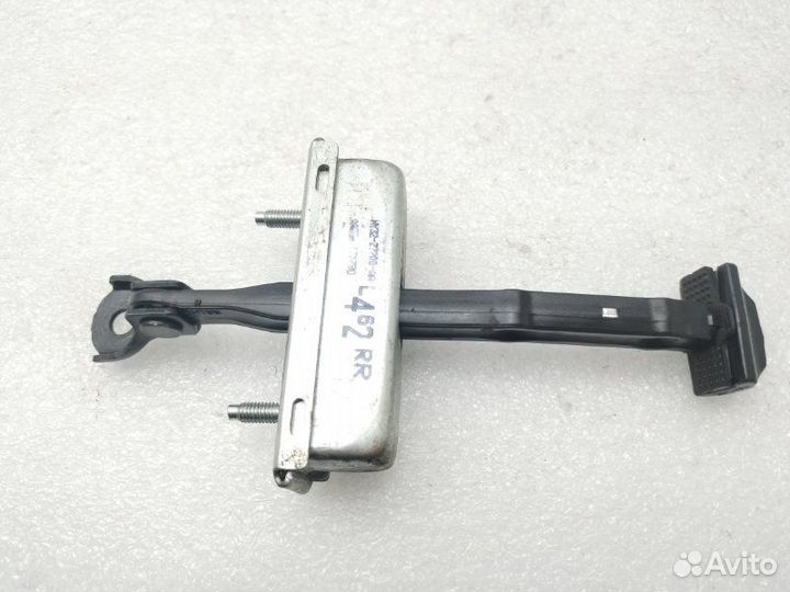 Ограничитель двери задний правый Land Rover