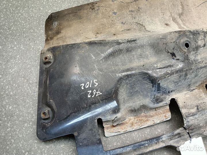 1482415 Экранная защита левая scania скания