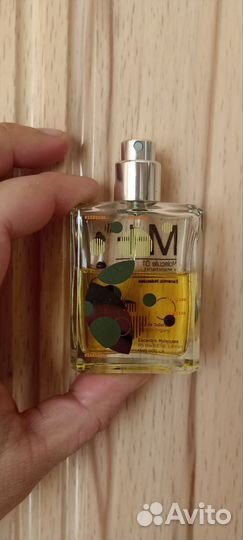 Molecule 01 + mandarin