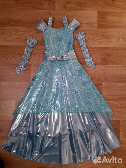 Платье для девочки б/у
