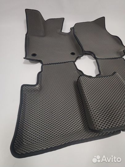 EVA коврики для Toyota Venza II