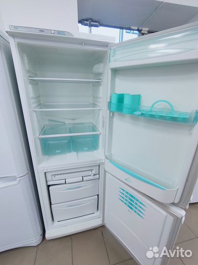 Двухкамерный холодильник Stinol No Frost