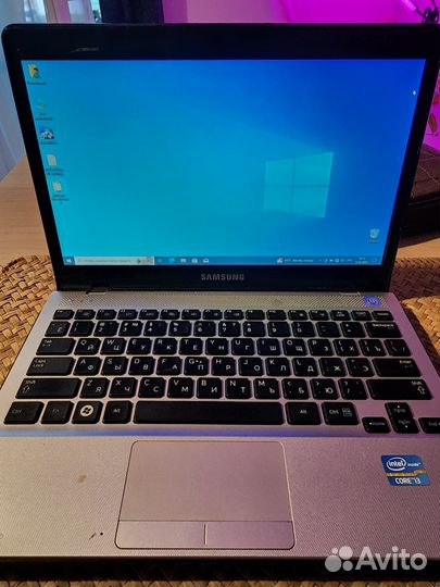 Нетбук Samsung NP300U1A-A0BRU, 11.6