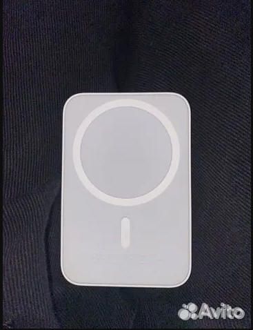 Повер банк от Apple