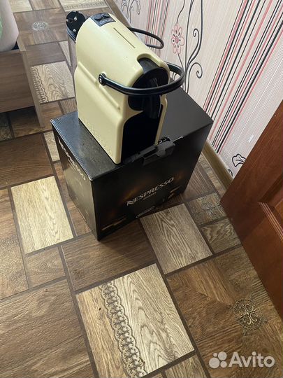 Кофемашина капсульная