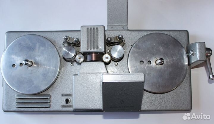 Устройство для просмотра кинопленки от Pentazet 35