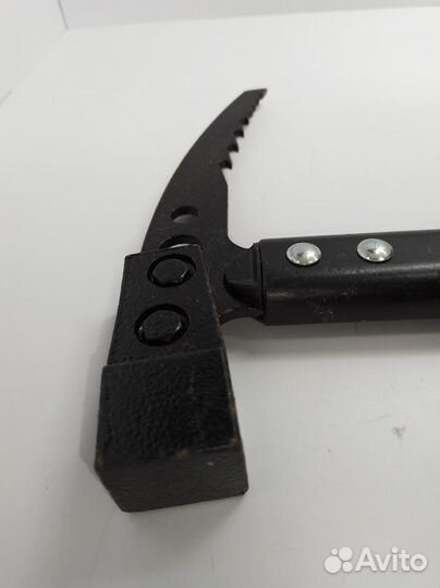 Ледоруб альпинистский с молотком