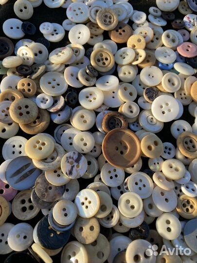 Пуговица из перламутра старые антикварные