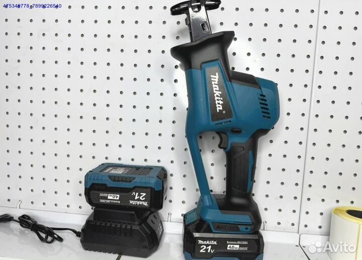 Сабельная пила Makita бесщеточная 21V c двумя АКБ