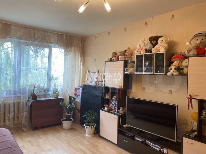 1-к. квартира, 32 м², 5/9 эт.