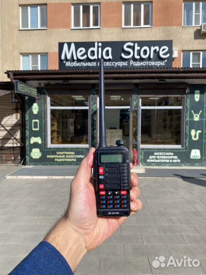 Рация baofeng UV-10r