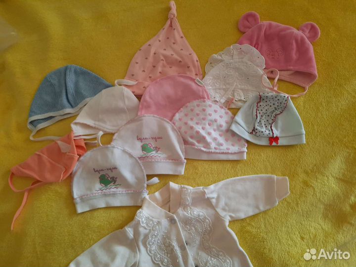 Шапочки на новорожденного