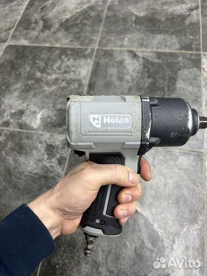 Пневмогайковерт helas 1350Nm