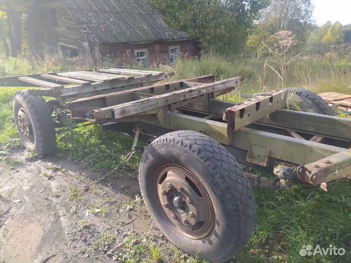 Прицеп тракторный 2 птс 9