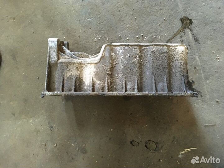 Поддон масляный двигателя (Ford Focus)