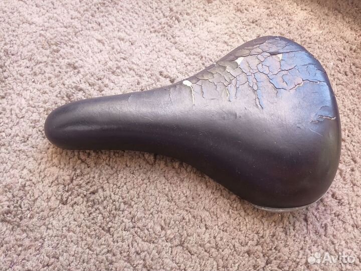 Седло от велосипеда