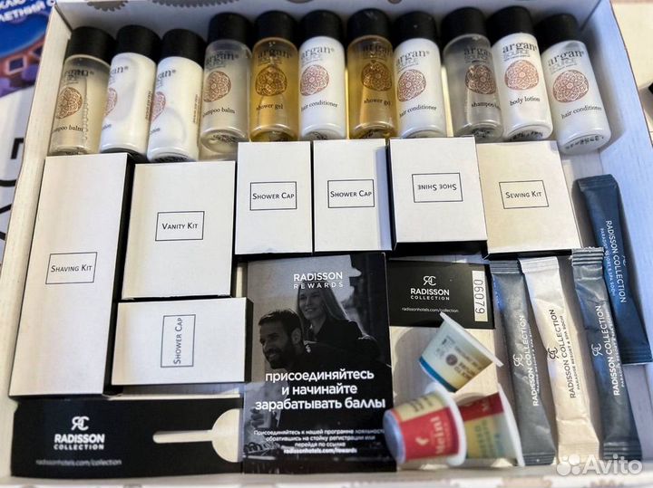 Миниатюры косметики Radisson collection дорожный