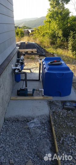 Монтаж накопительных баков, насосов, фильтров