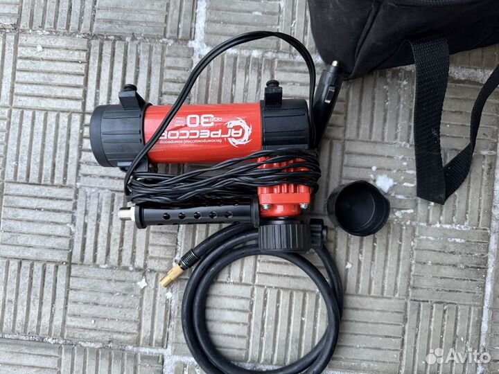 Компрессор автомобильный Б/У как новый