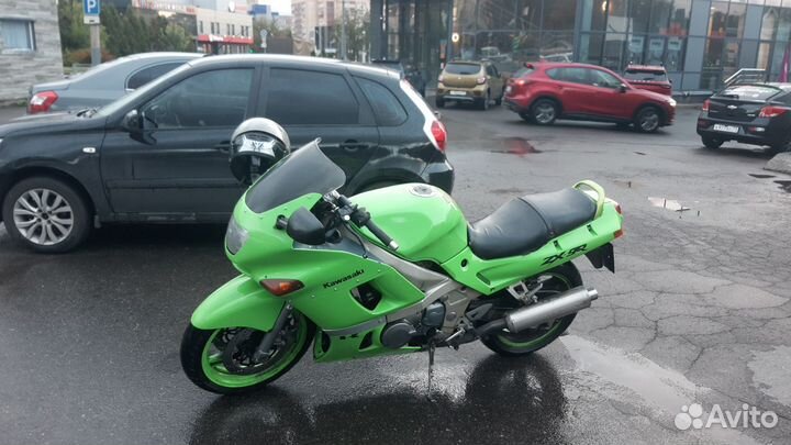 Kawasaki ZZR 400-2