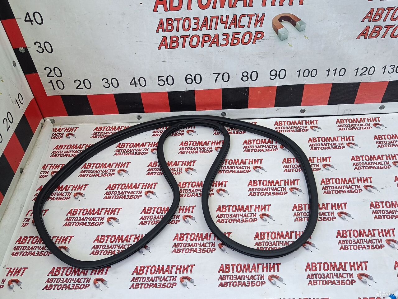 Уплотнитель двери задней Хендай Санта Фе 4 TM