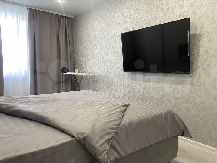 1-к. квартира, 43 м², 13/27 эт.