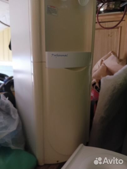 Кулер для воды б/у