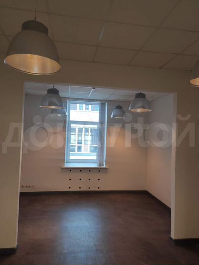 Сдам офисное помещение, 462.7 м²