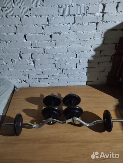 Продам гантели штангу barbell