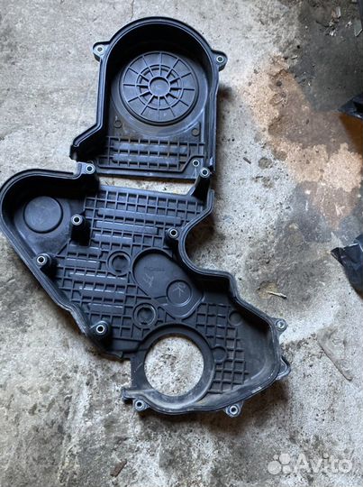 Крышка грм Mitsubishi L200