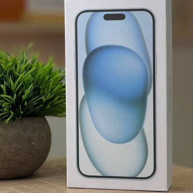 iPhone 15, 256 ГБ, 1 SIM