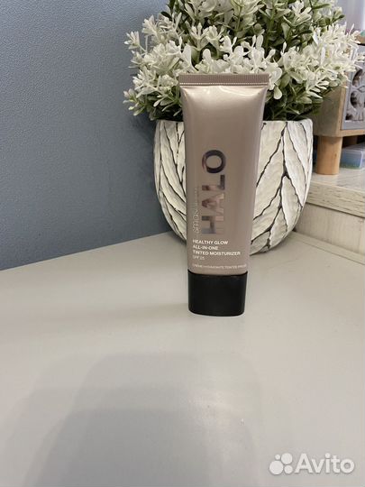 Тональный крем Smashbox