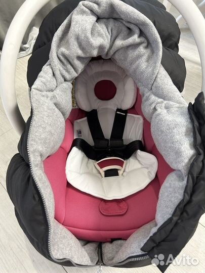 Теплая накидка на автолюльку red castle