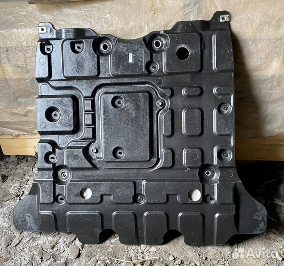 Защита двигателя Toyota land cruiser 200