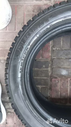 Dunlop SP Winter Ice 01 205/55 R16