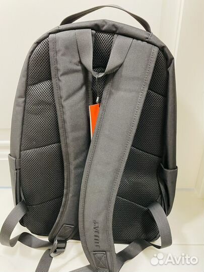 Новые школьные рюкзаки и ранцы