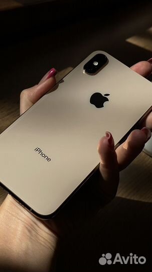 Телефон iPhone xs