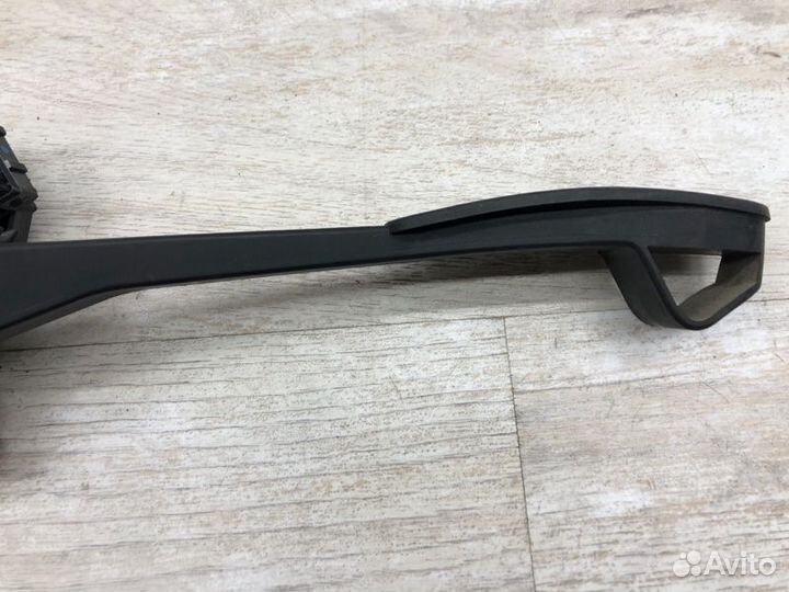 Педаль газа Volvo V70 универсал D5252T 2000