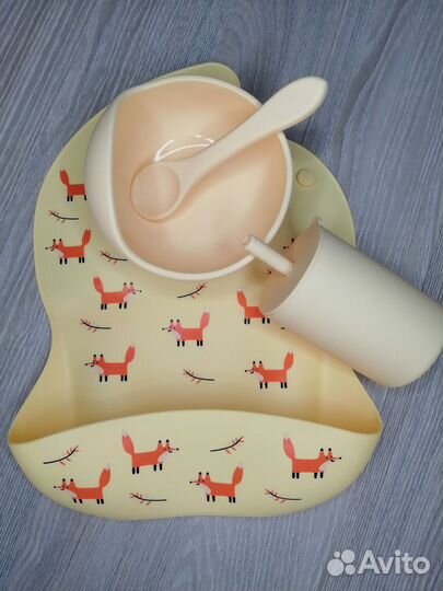 Силиконовая детская посуда